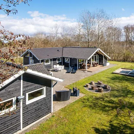 Three-bedroom Holiday In Hemmet 10 * Falen
