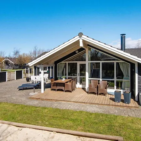 Three-bedroom Holiday In Hemmet 10 * Falen